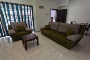 3Room 10pax SR Landed Comfy 5 Star Sofa&Bed 4 Parking